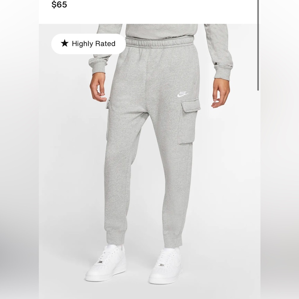 Nike club cargo fleece sweatpants